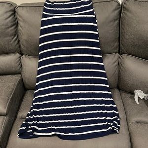 Striped white and navy blue maxi skirt (m/l)
